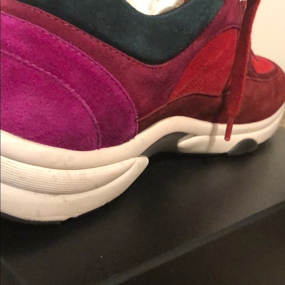 🚫SOLD🚫 CHANEL SNEAKERS - Picture 6 of 8